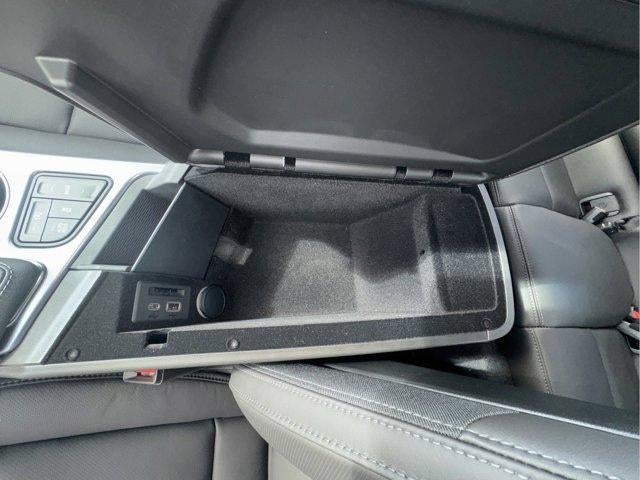 2025 Cadillac CT4 4dr Sdn Premium Luxury