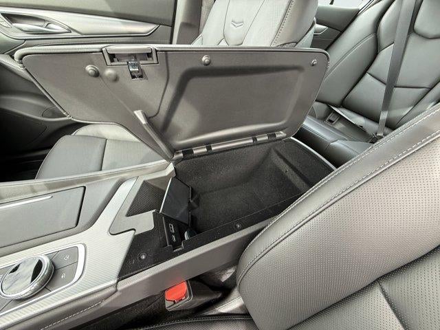 2026 Cadillac CT5 4dr Sdn Premium Luxury