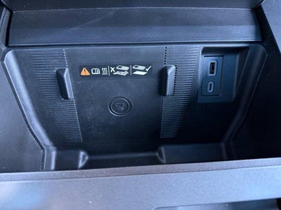 2024 GMC HUMMER EV SUV 2X