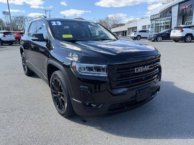 2023 GMC Acadia SLT