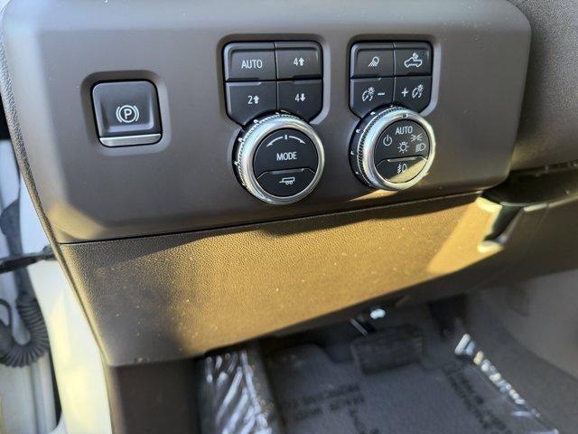 2024 GMC Sierra 3500 HD Denali