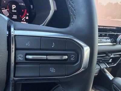 2025 GMC Canyon Elevation