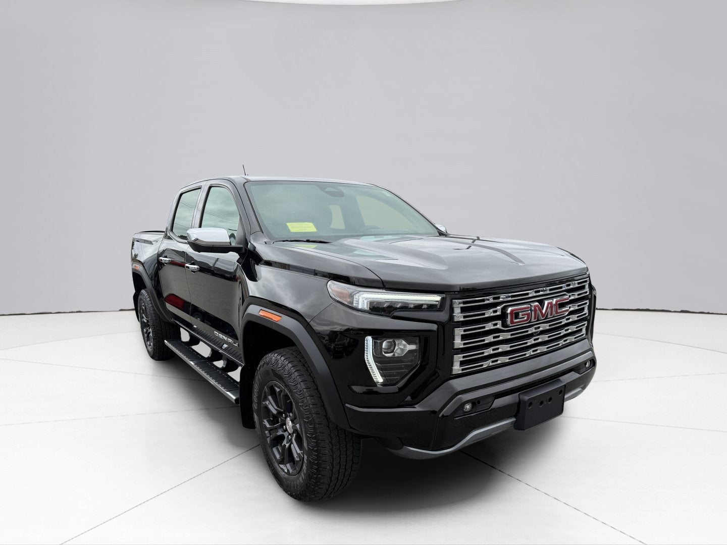 2023 GMC Canyon 4WD Denali
