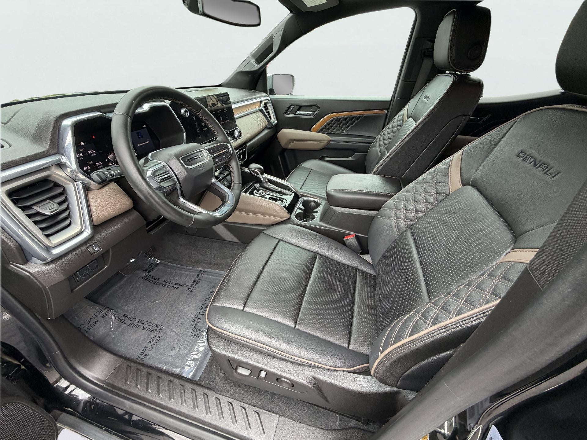 2023 GMC Canyon 4WD Denali