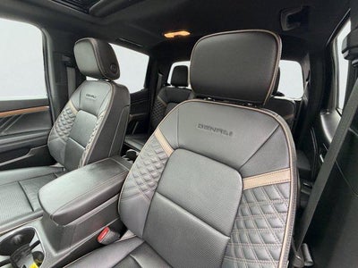 2023 GMC Canyon 4WD Denali