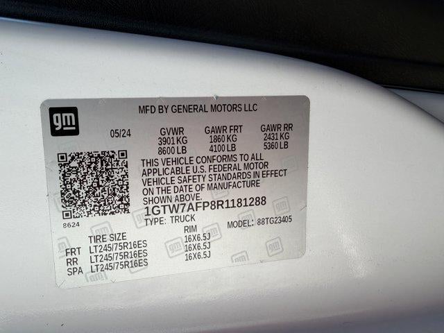 2024 GMC Savana Cargo 2500 Base