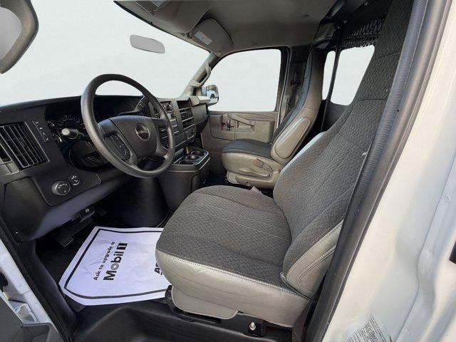 2024 GMC Savana Cargo 2500 Base