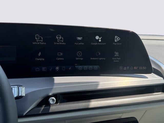 2026 Cadillac VISTIQ AWD 4dr Luxury