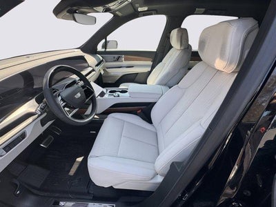 2026 Cadillac VISTIQ AWD 4dr Luxury