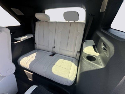 2026 Cadillac VISTIQ AWD 4dr Luxury