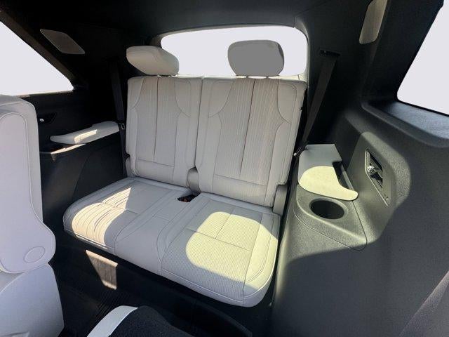 2026 Cadillac VISTIQ AWD 4dr Luxury