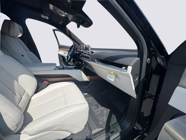 2026 Cadillac VISTIQ AWD 4dr Luxury