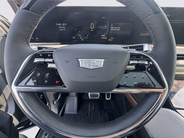 2026 Cadillac VISTIQ AWD 4dr Luxury