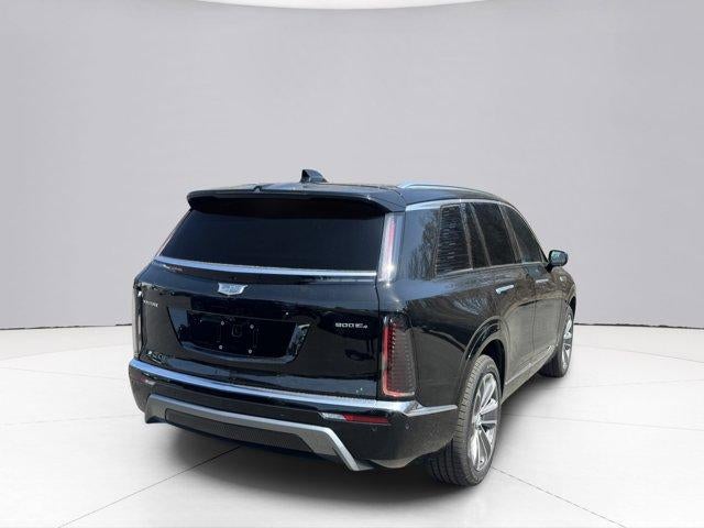 2026 Cadillac VISTIQ AWD 4dr Luxury