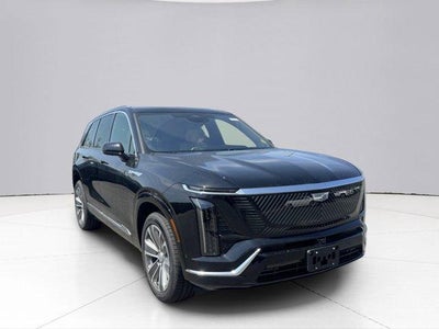 2026 Cadillac VISTIQ AWD 4dr Luxury