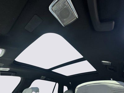 2026 Cadillac VISTIQ AWD 4dr Luxury