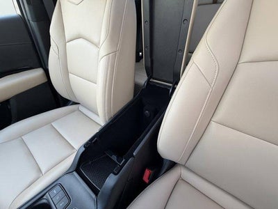 2024 Cadillac XT4 Luxury