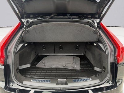 2023 Cadillac XT4 AWD Premium Luxury