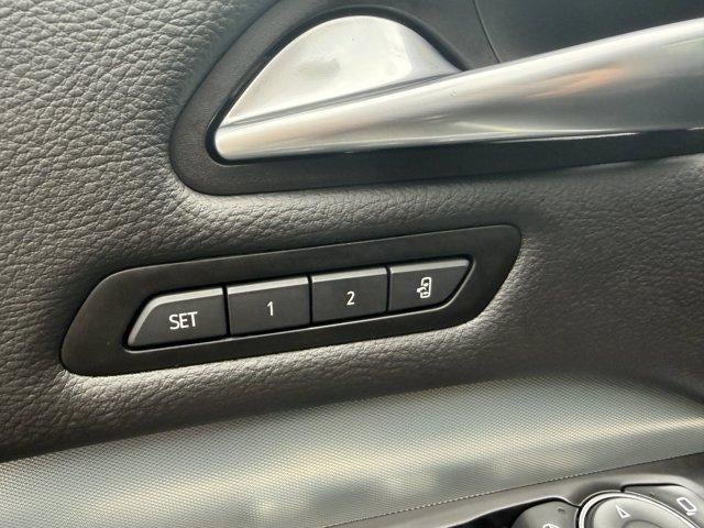 2023 Cadillac XT4 AWD Premium Luxury