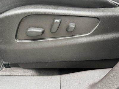2023 Cadillac XT4 AWD Premium Luxury