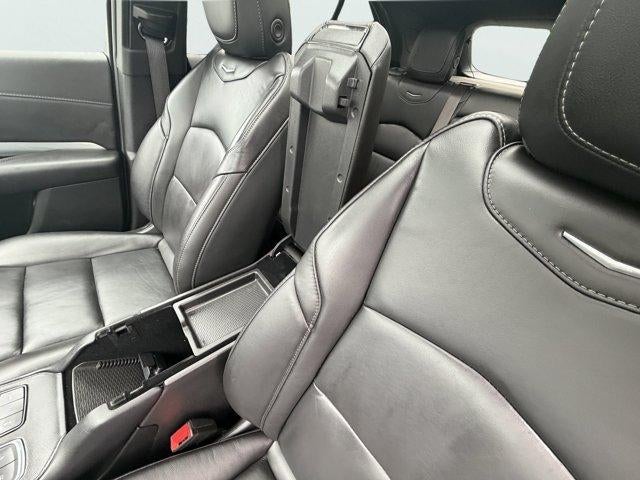 2023 Cadillac XT4 AWD Premium Luxury