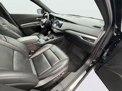 2023 Cadillac XT4 AWD Premium Luxury