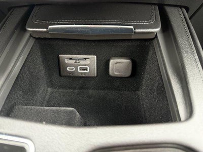2023 Cadillac XT4 AWD Premium Luxury