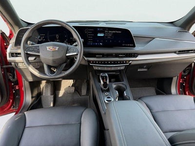 2025 Cadillac XT4 Premium Luxury