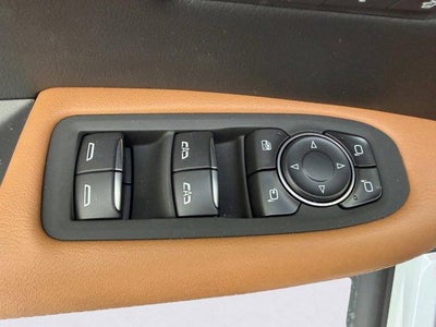 2025 Cadillac XT5 AWD 4dr Premium Luxury