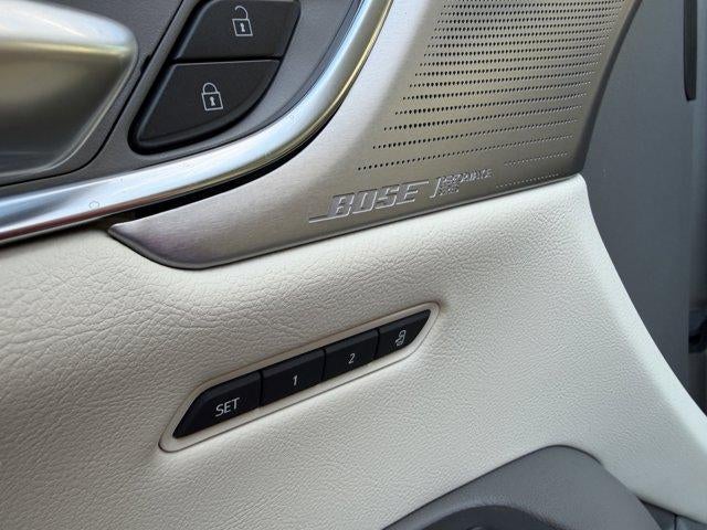 2026 Cadillac XT5 AWD 4dr Premium Luxury