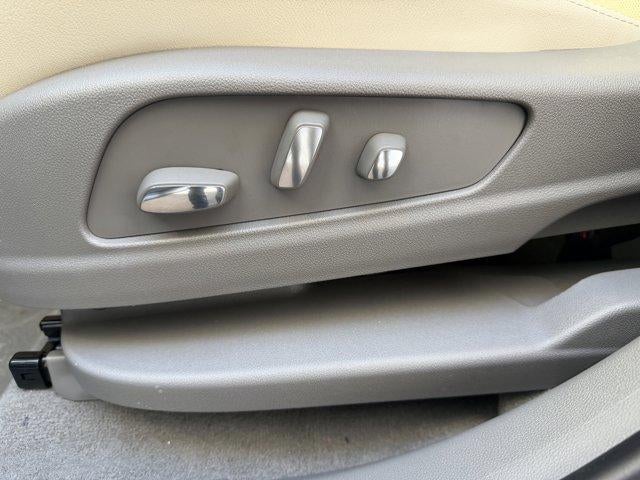 2026 Cadillac XT5 AWD 4dr Premium Luxury