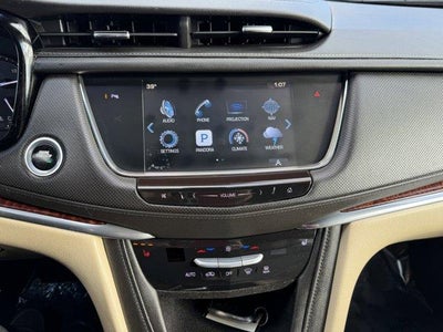 2017 Cadillac XT5 Luxury AWD