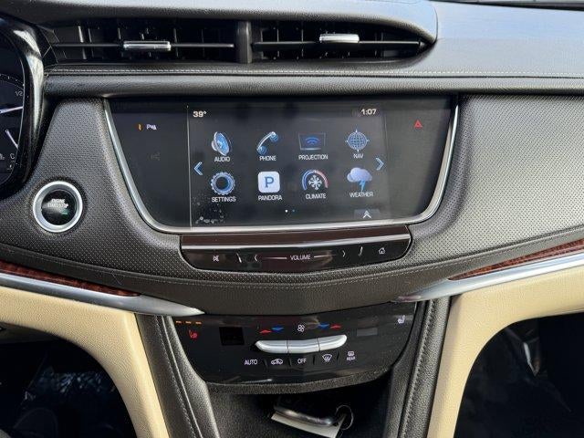 2017 Cadillac XT5 Luxury AWD