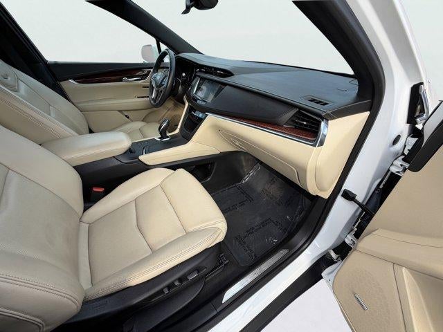 2017 Cadillac XT5 Luxury AWD