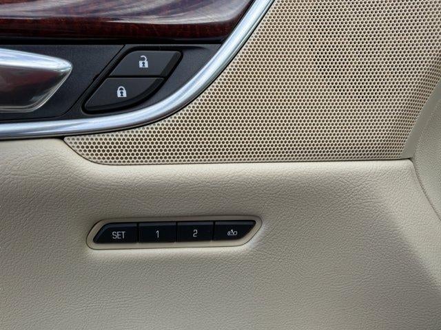 2017 Cadillac XT5 Luxury AWD