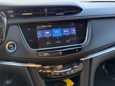 2022 Cadillac XT5 Premium Luxury