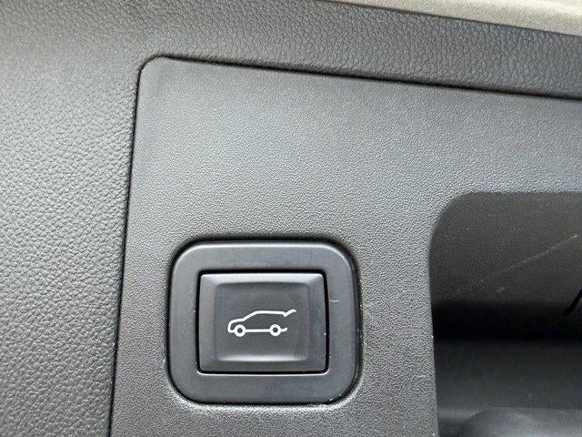 2017 Cadillac XT5 Platinum AWD