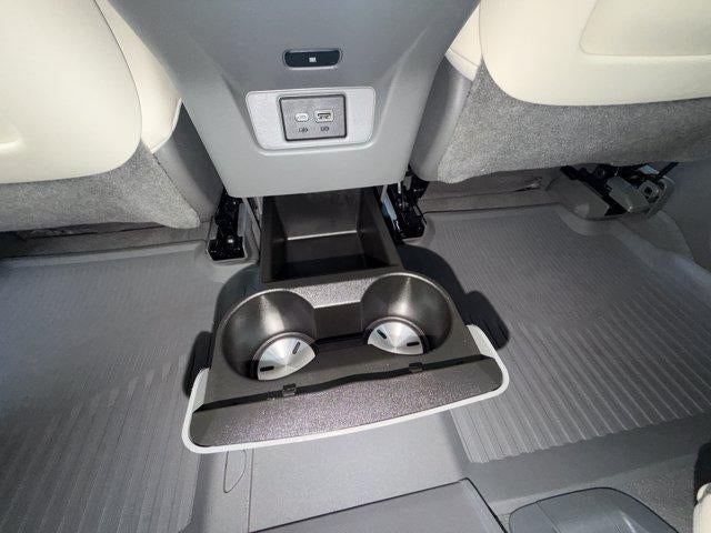 2024 Cadillac XT6 Base