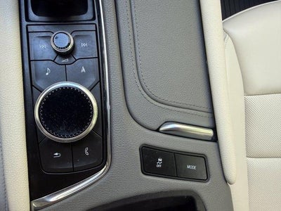 2024 Cadillac XT6 Base