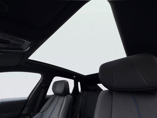 2024 Cadillac LYRIQ Luxury 1