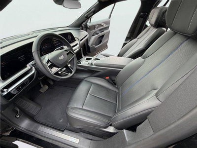 2024 Cadillac LYRIQ Luxury 1