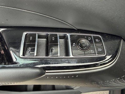 2024 Cadillac LYRIQ Luxury 1