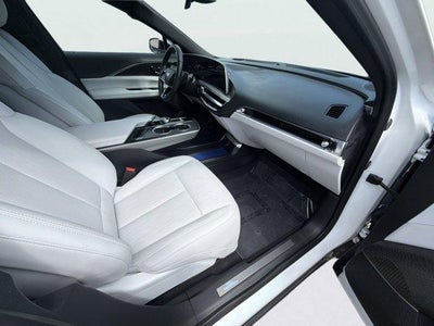 2024 Cadillac LYRIQ Luxury 1