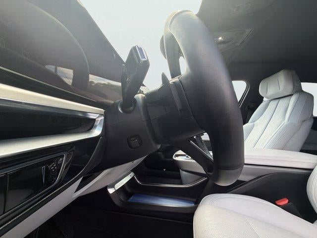 2024 Cadillac LYRIQ Luxury 1