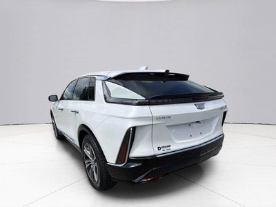 2024 Cadillac LYRIQ Luxury 1