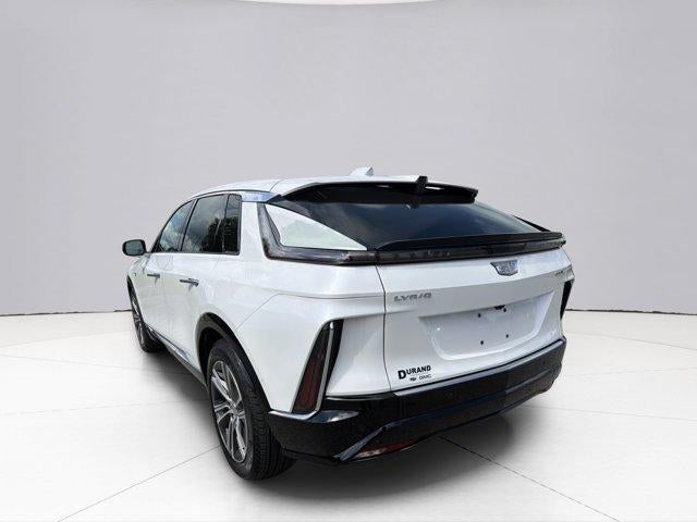 2024 Cadillac LYRIQ Luxury 1