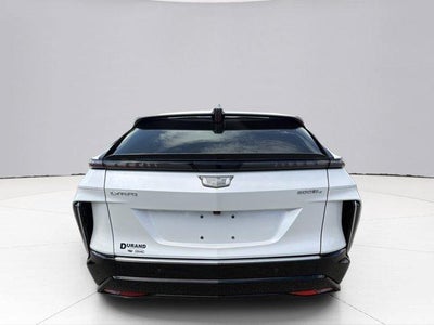 2024 Cadillac LYRIQ Luxury 1