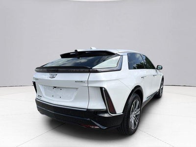 2024 Cadillac LYRIQ Luxury 1