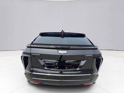 2024 Cadillac LYRIQ Luxury 2