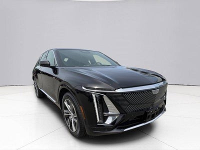 2024 Cadillac LYRIQ Luxury 2
